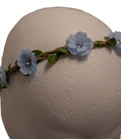 Haarbandje met Bloemen Lichtblauw met Strass (detail)