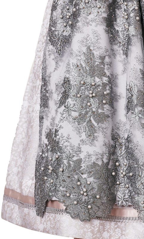 Dirndl Nessa Lichtgrijs (60cm) (detail rok)