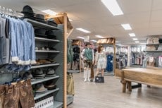 Feestwinkel Megastore Borne | Carnavalsland-166